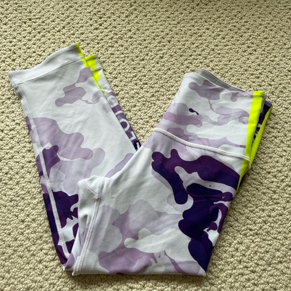 Peloton WITH, crop pants size small - Picture 5 of 5